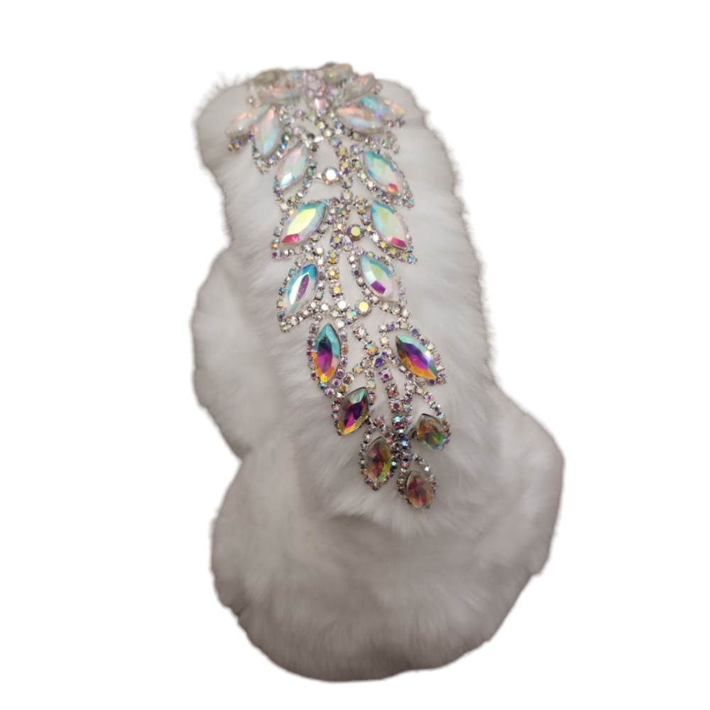 White Faux Fur Crystal Embellished Earmuffs Earwarmers Headband - Picture 5 of 12